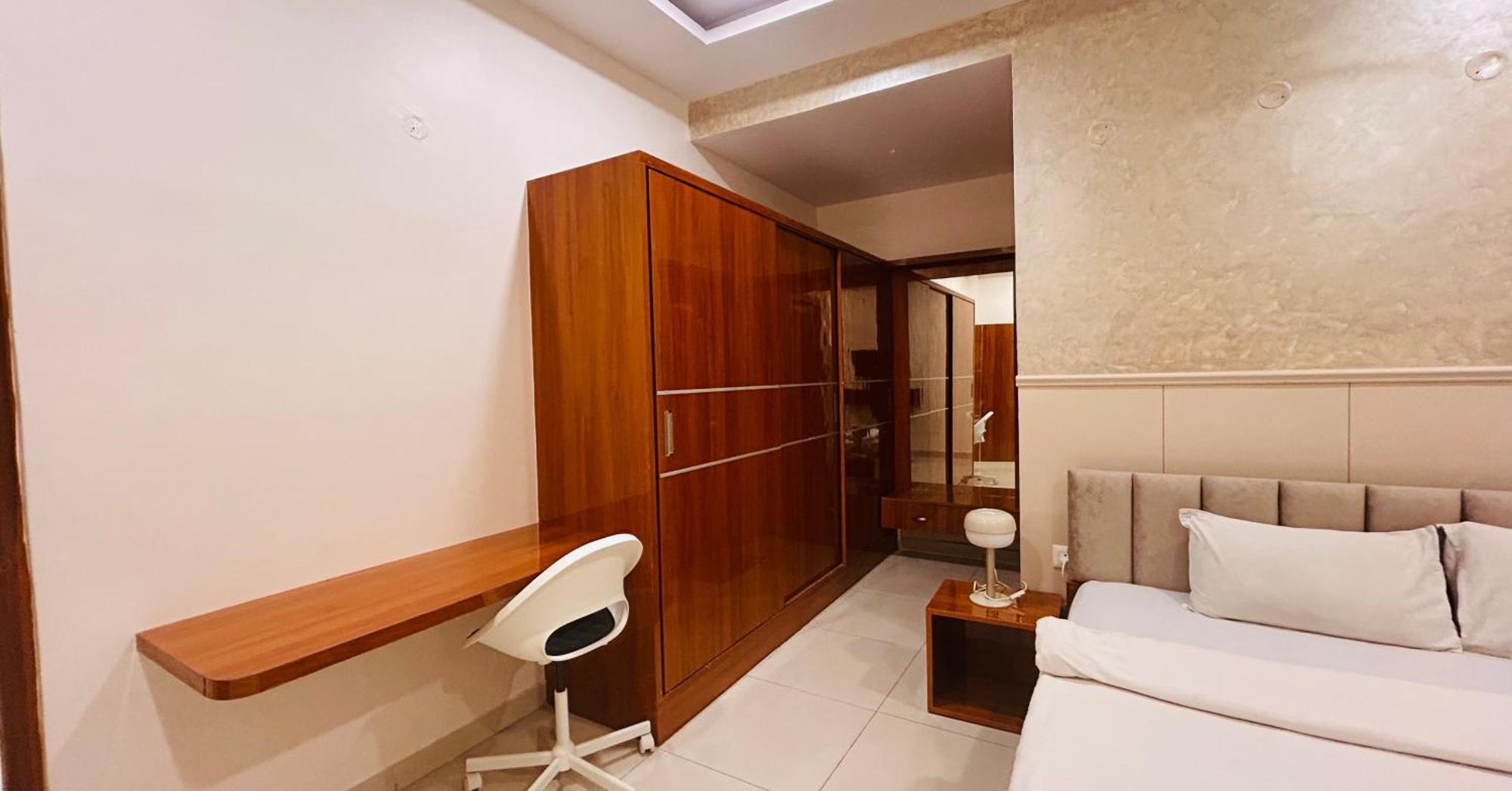 Dcasa Apartment Hotel Hyderabad Eksteriør bilde