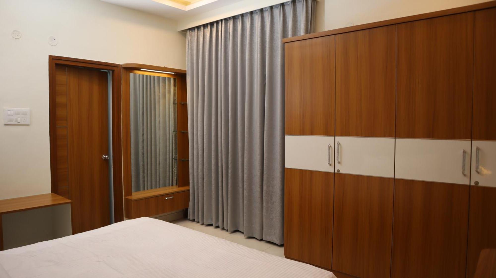 Dcasa Apartment Hotel Hyderabad Eksteriør bilde