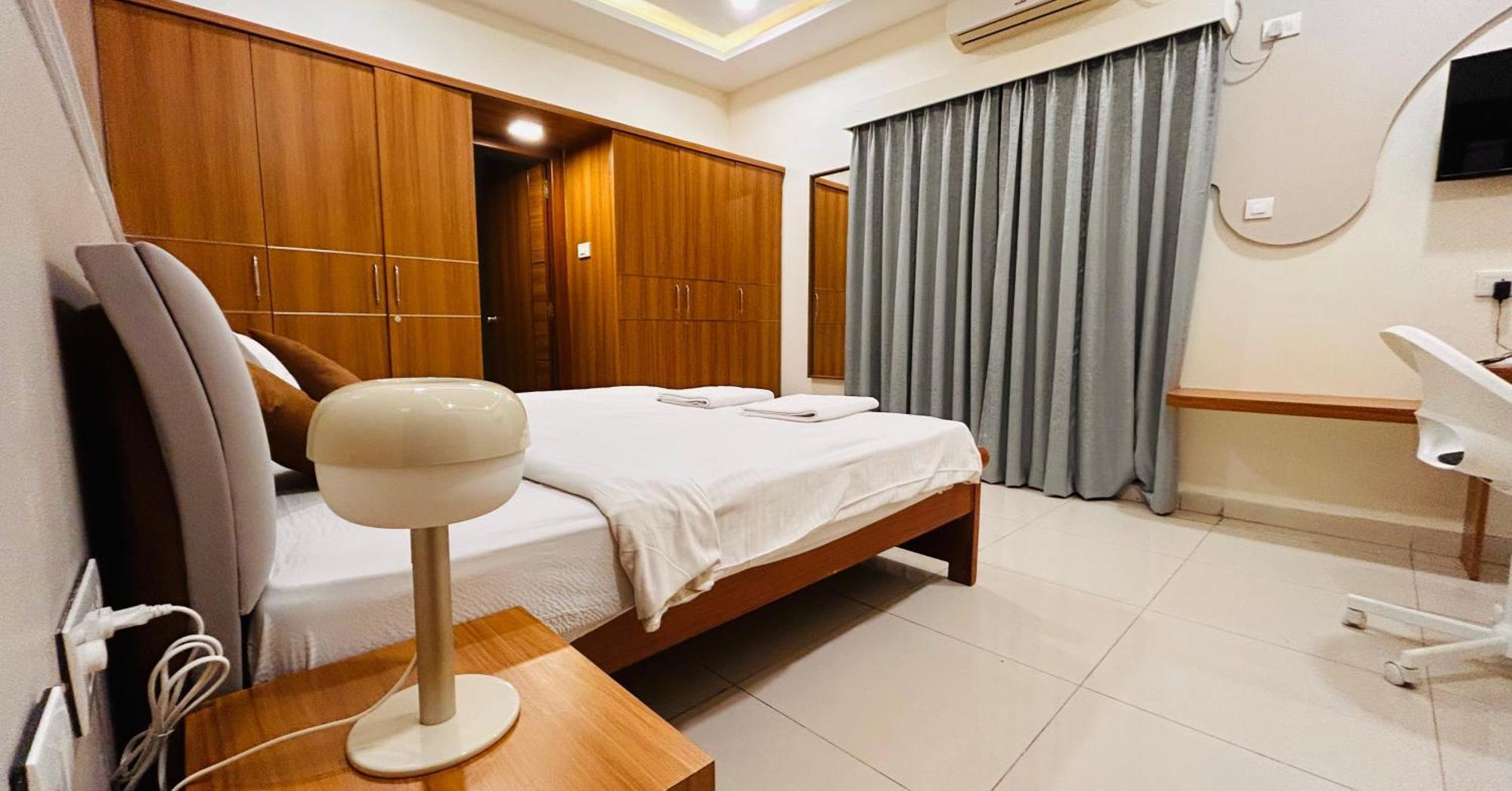 Dcasa Apartment Hotel Hyderabad Eksteriør bilde